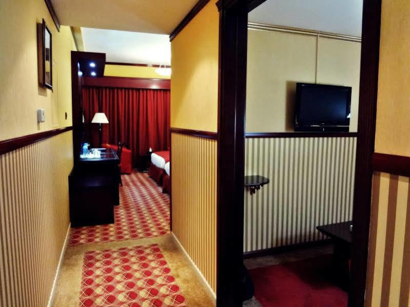דובאי Benta Grand Hotel Llc מראה חיצוני תמונה